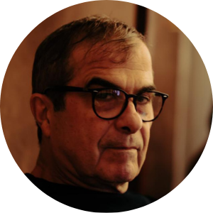 Picture of Dr. Nelson Caldas